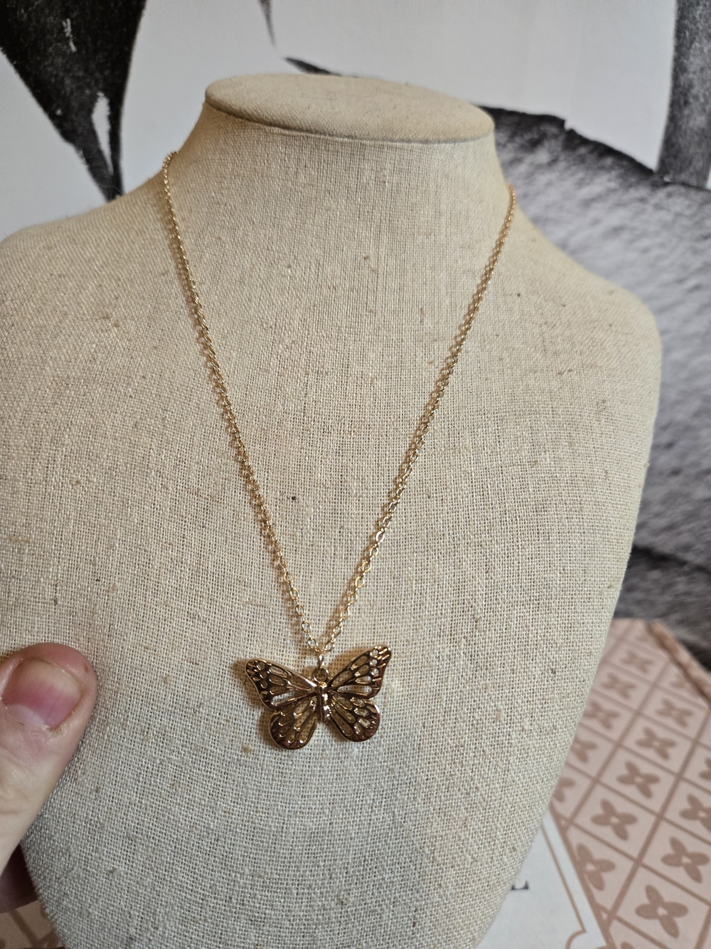Parklane Gold Butterfly Pendant Necklace & Earrings Plus 2 Gold Braclets